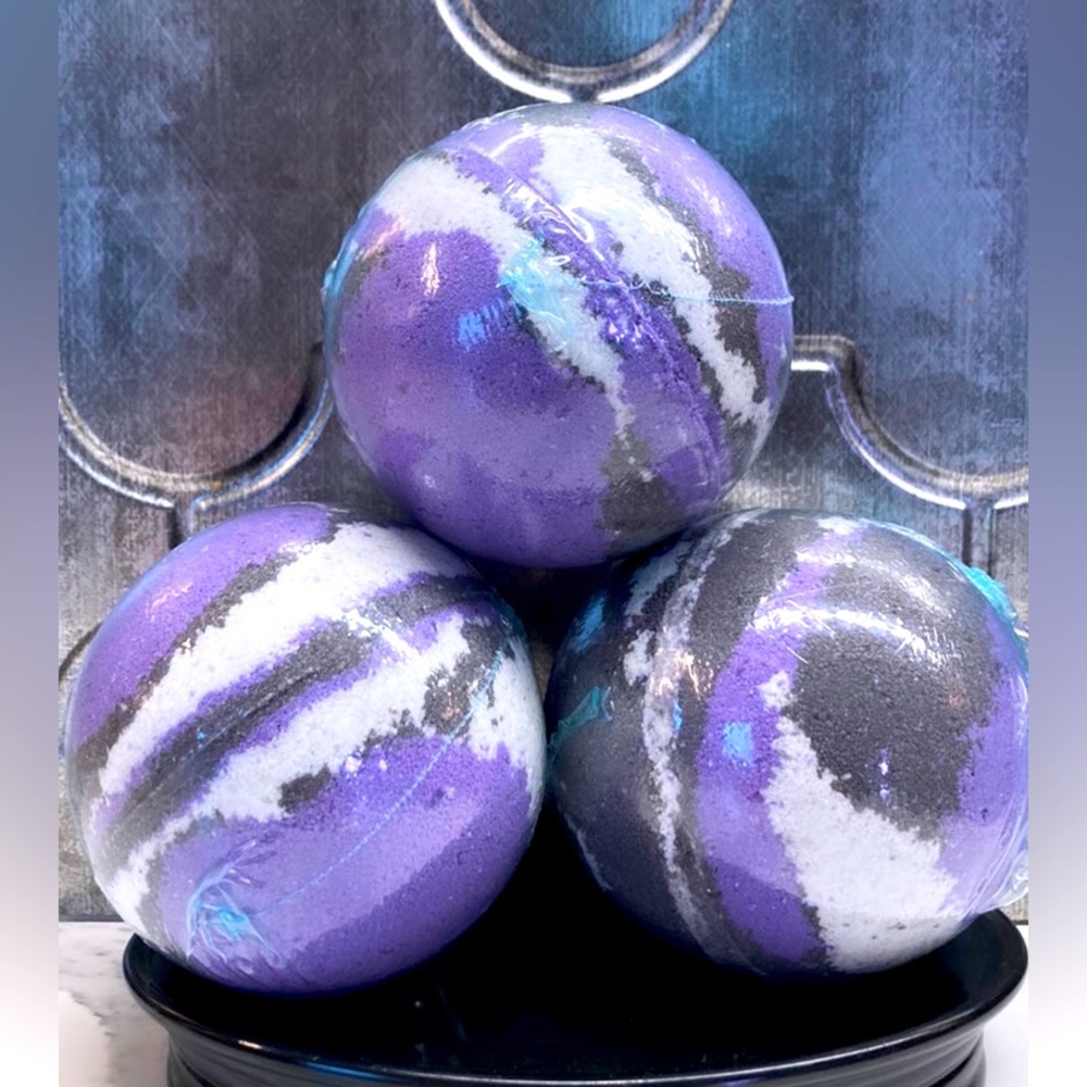 Face Formula Clinic -Bath Bomb -Sugar Plum